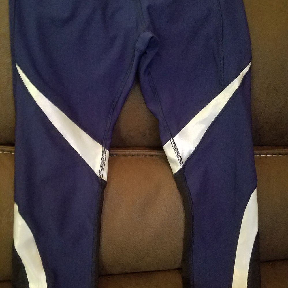 Pink LA Dodgers leggings and unknown brand legging
